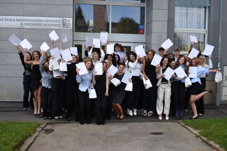 ED26 diplomy všichni